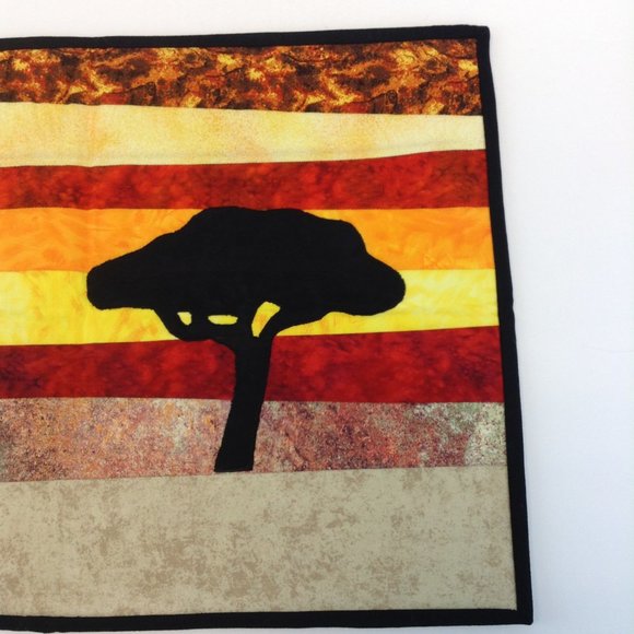 Handmade Quilted Wall Hanging African Serengeti Giraffe & Tree Wall Art - Picture 10 of 14